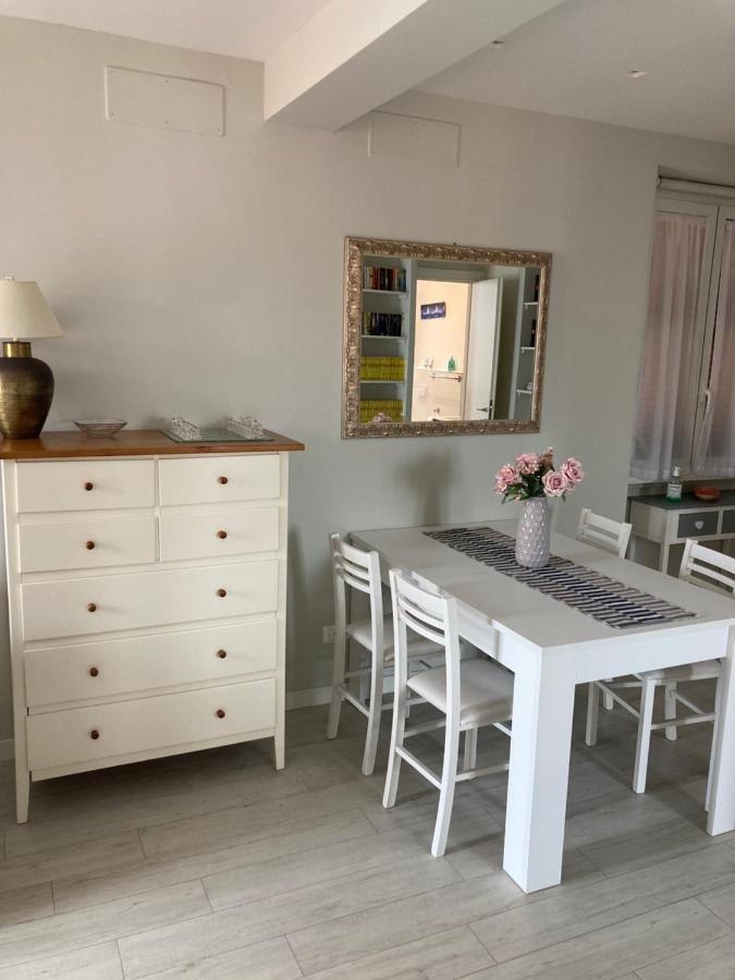 Villa Rosso Tramonto Luxury-White- Ladispoli, Lungomare Regina Elena 58 Extérieur photo